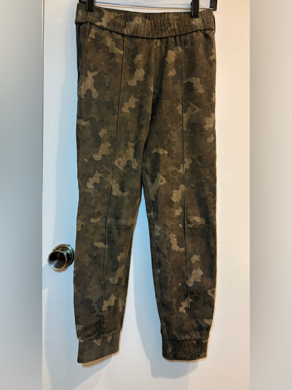 SPRWMN Los Angeles Camo 100% Suede Side Stripe Jogger Size Small